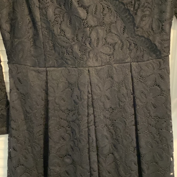 Gorgeous black lace dress - Picture 4 of 6